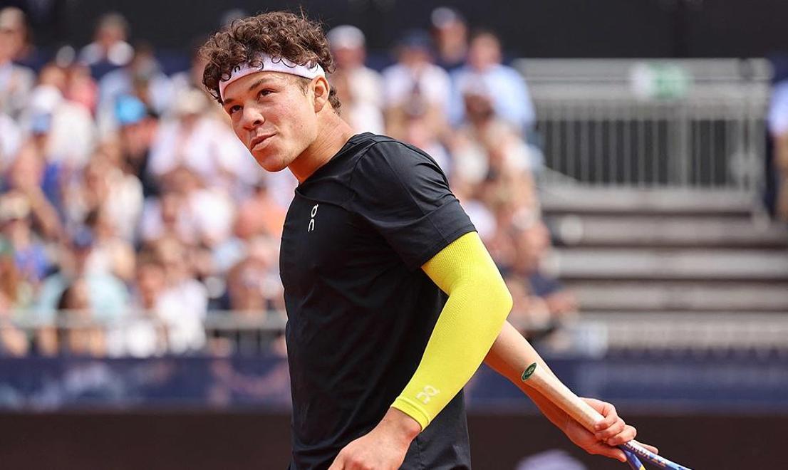 英国网球队绝杀世界网球队,纳达尔完成帽子戏法 英国网球队绝杀世界网球队,纳达尔完成帽子戏法