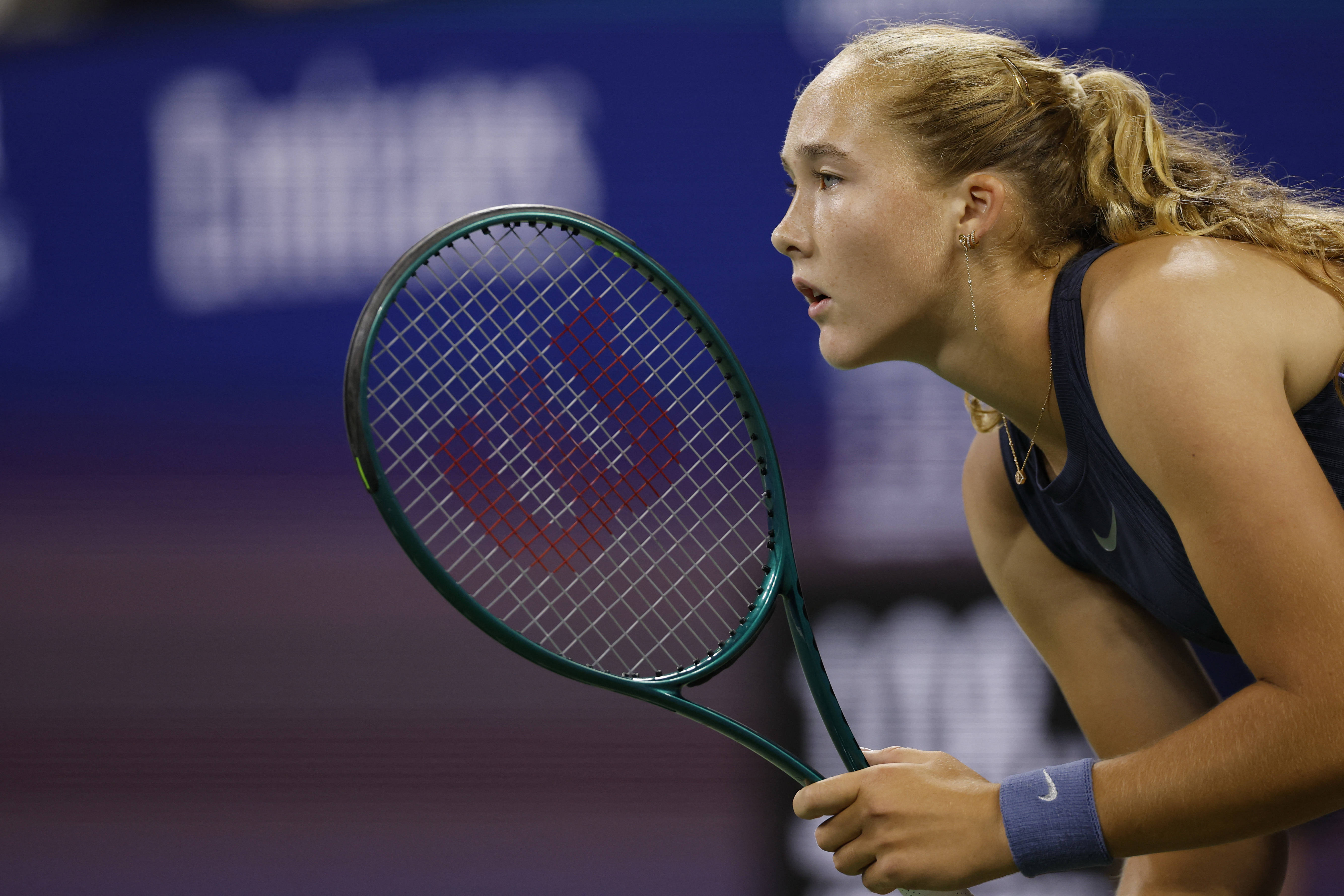 关于英国网球队绝杀西班牙网球队,费德勒绝境逆转的信息 关于英国网球队绝杀西班牙网球队,费德勒绝境逆转的信息