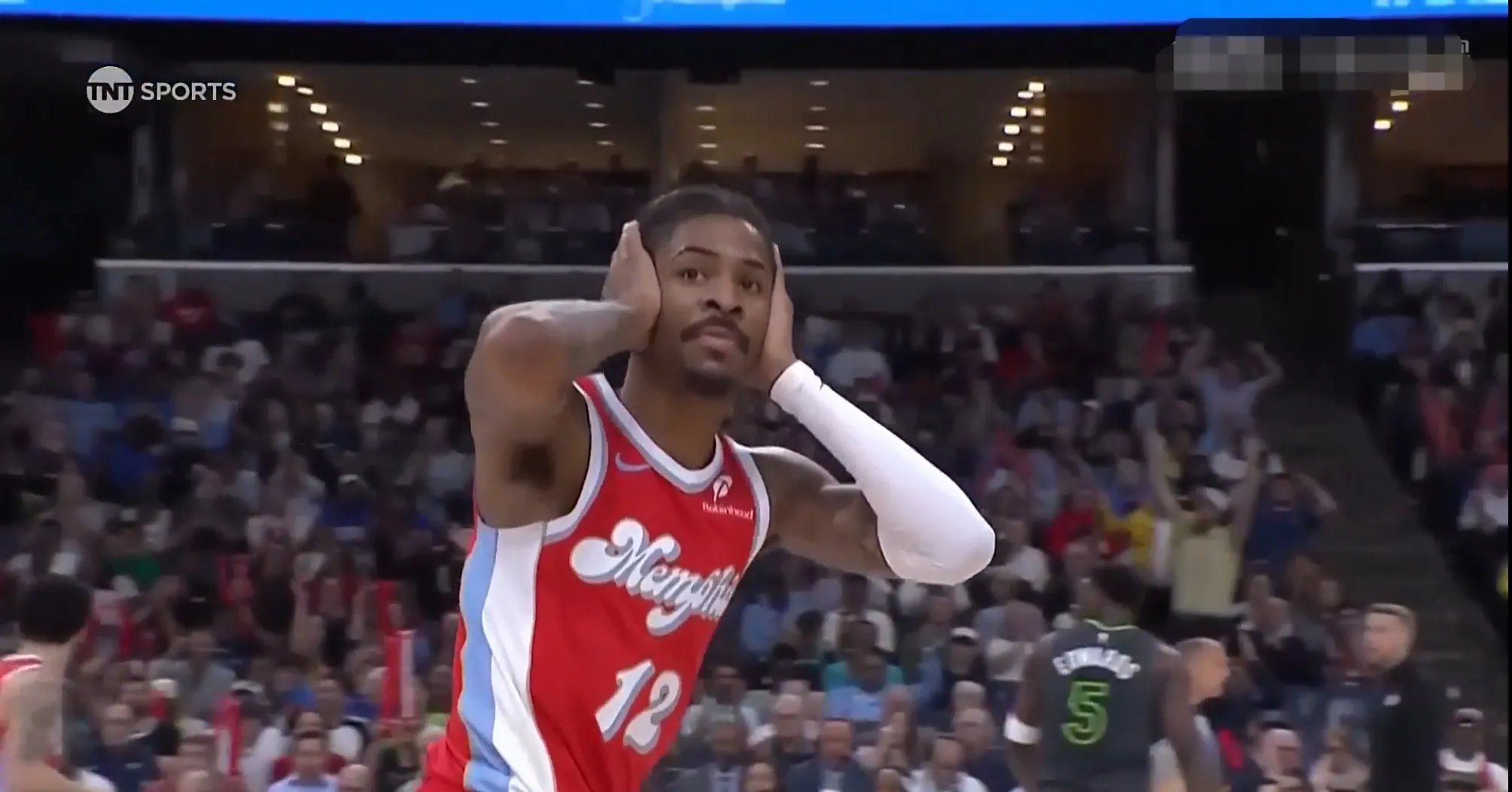 关于灰熊血洗意大利男篮，莫兰特爆发神勇的信息