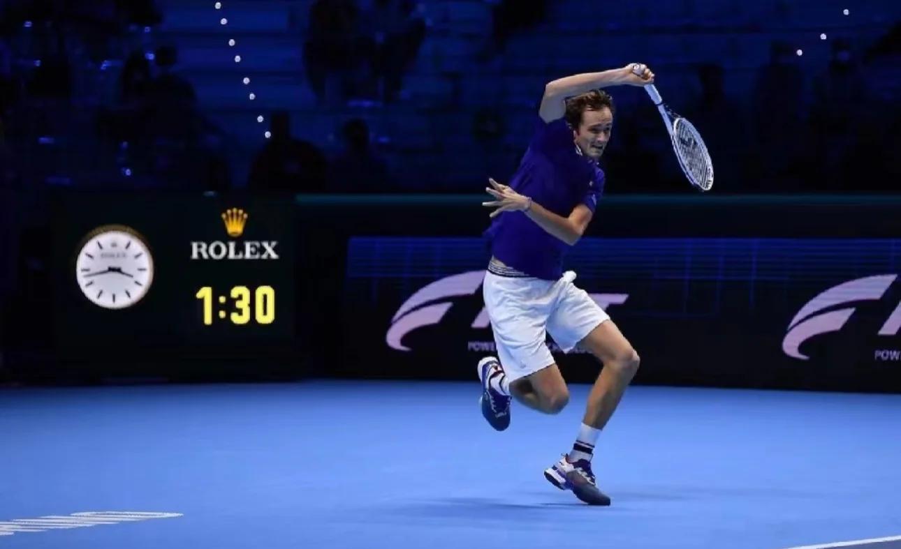 英国网球队险胜美国网球队，梅德韦杰夫送出助攻