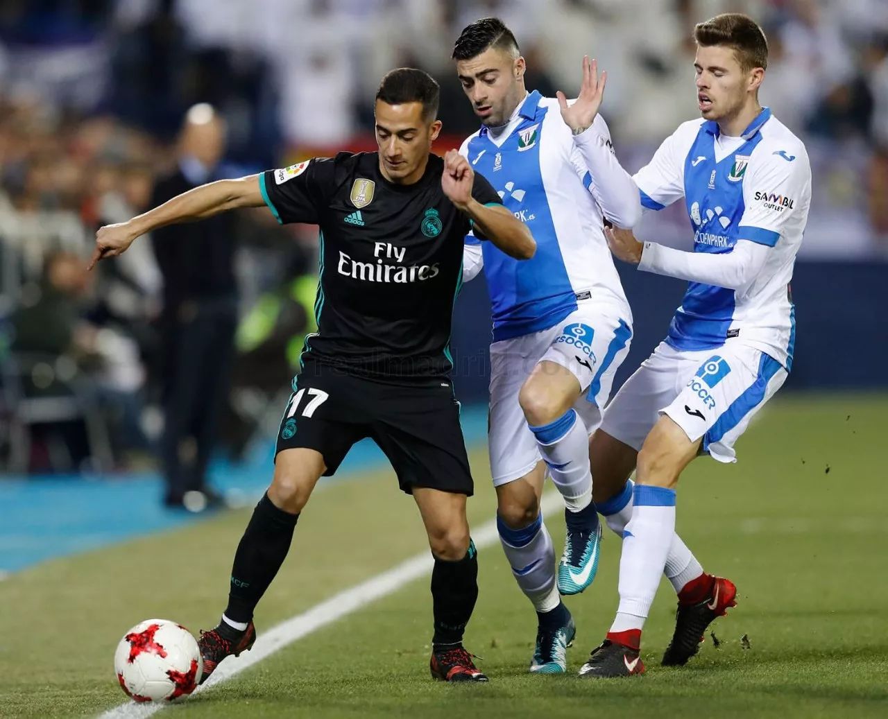 FLY绝杀100T，ShowMaker统治全场的简单介绍