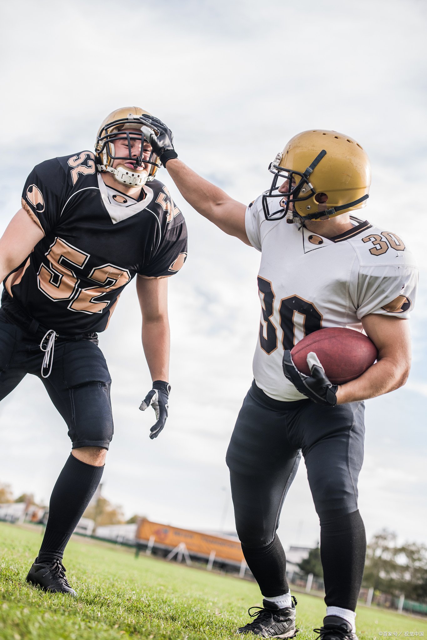 包含一场经典之战!橄榄球点燃球迷热情的词条 包含一场经典之战!橄榄球点燃球迷热情的词条