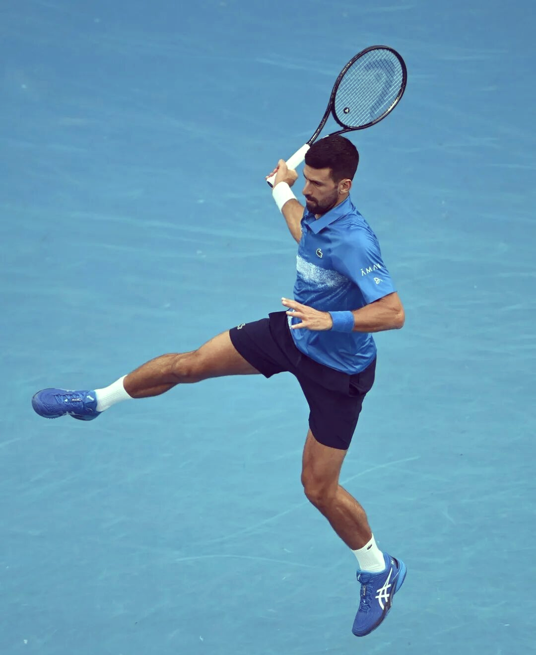 拉沃尔杯翻盘澳网，德约科维奇点燃赛场