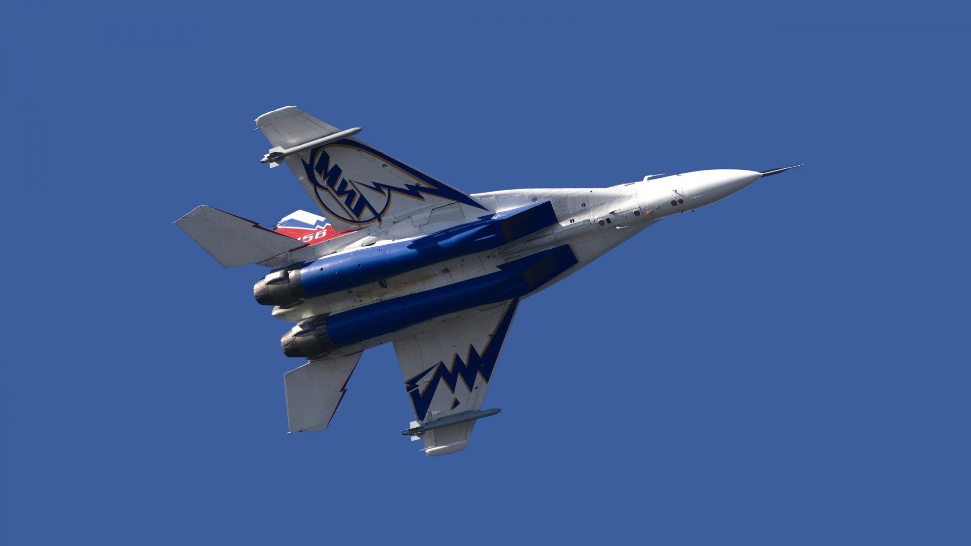 破晓,索伯何以用一场精确计算的反叛击溃迈凯伦巨轮?