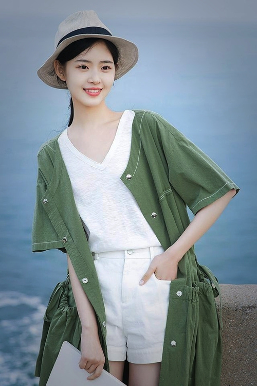 哈斯以弱克强，一场精密算计如何击溃索伯与奔驰明星的狂飙