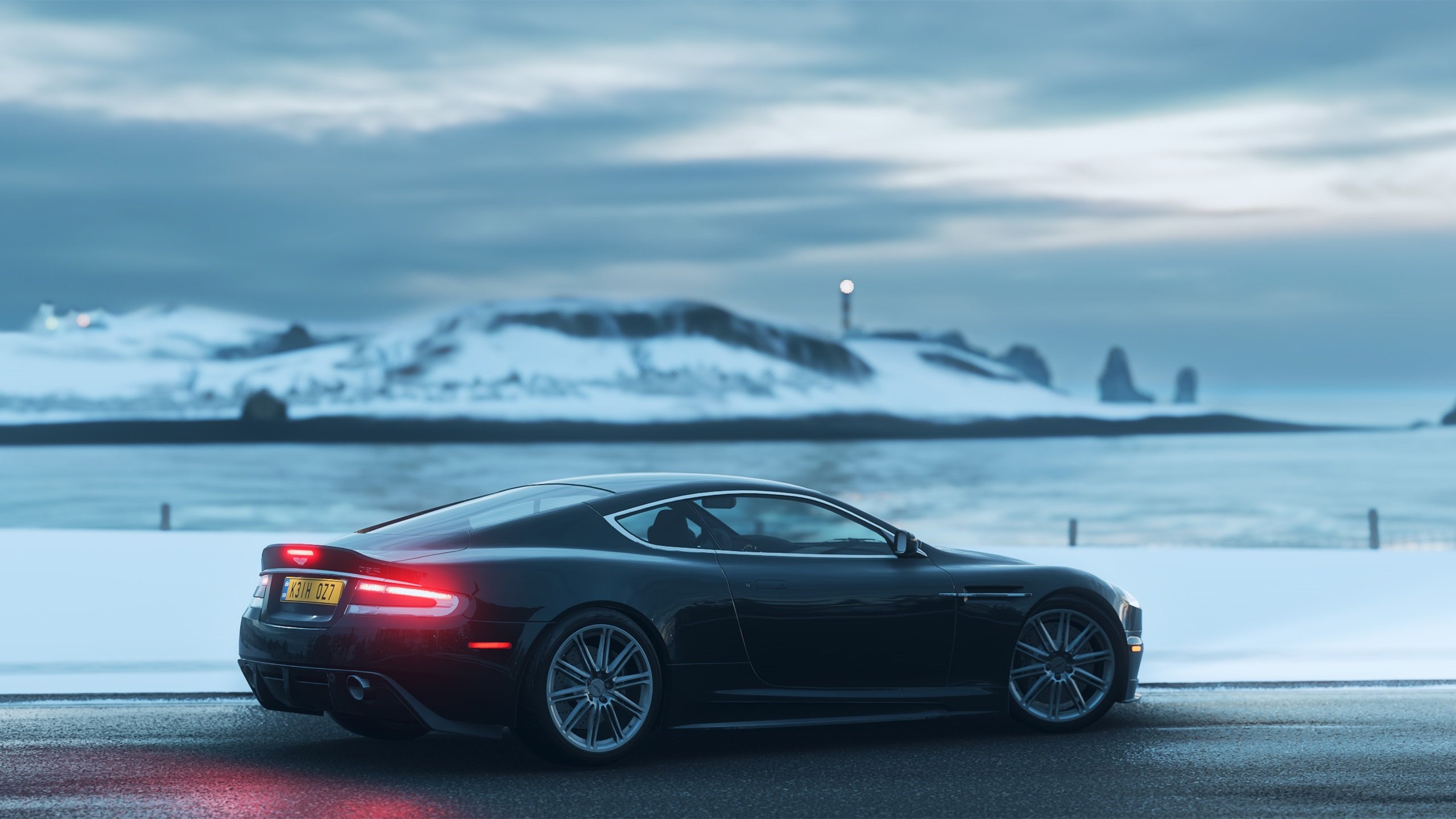 跨越山海的对决，当绝杀之风贯穿绿茵与硬木地板