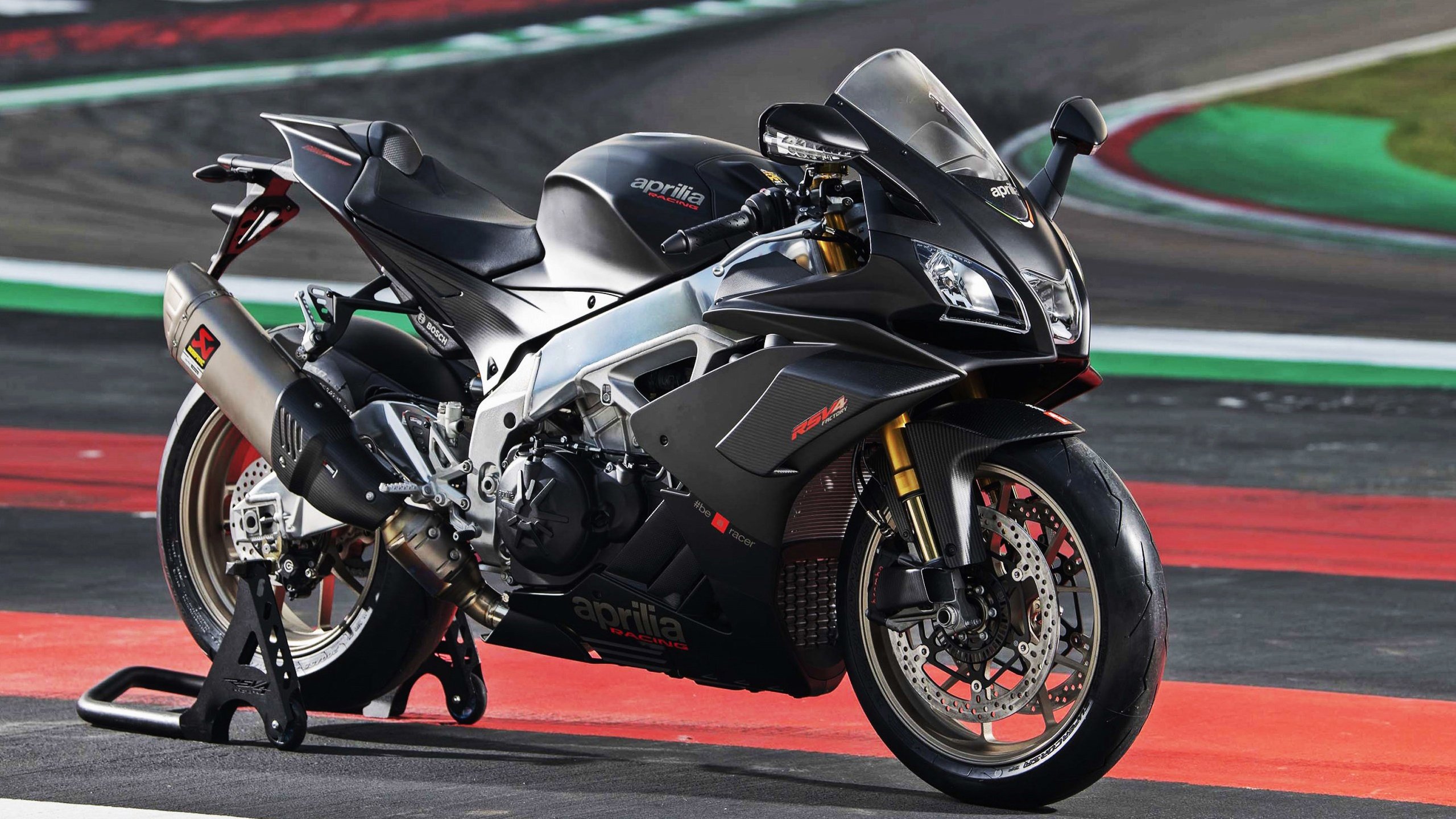 冰岛之夜，奥利维耶关键节点连续得分，国际米兰提前终结悬念的传奇之战